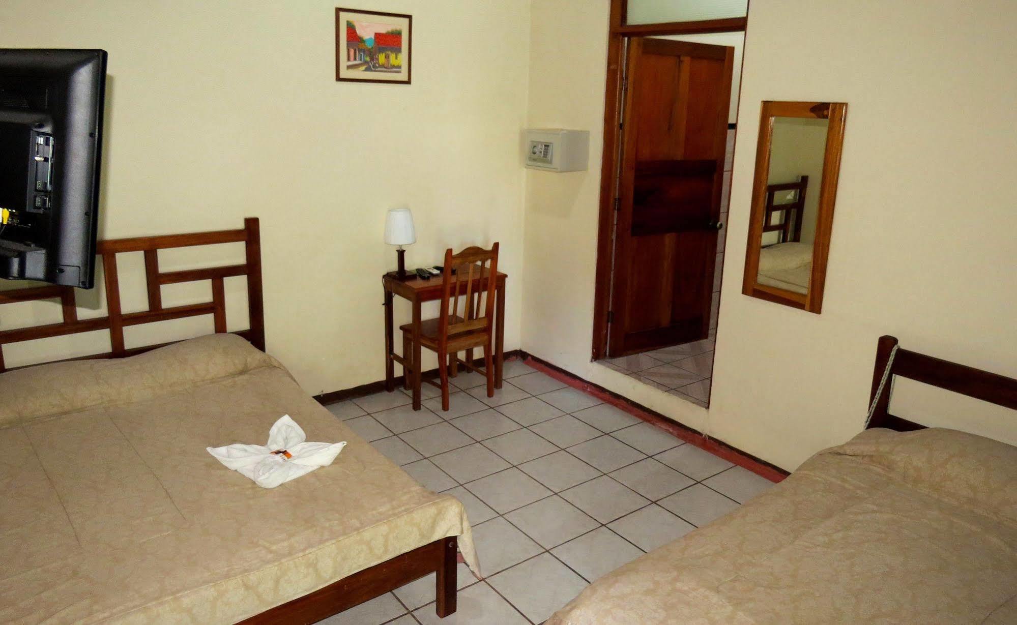 Befox Adventure Hotel La Fortuna Eksteriør billede